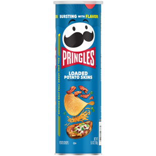 Pringles USA Loaded Potato Skins bramborové chipsy s příchutí pečené brambory s čedarem 158 g